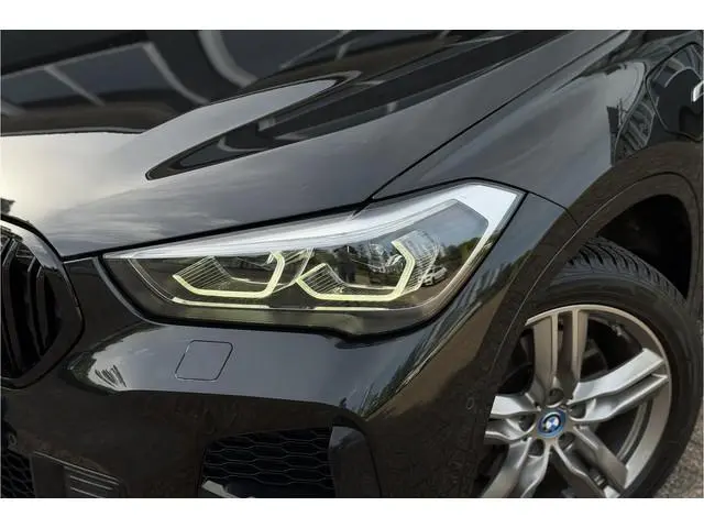 BMW X1 xDrive25e M-Sport | Panodak | Head-Up | Camera | Adaptive Cruise | Comfort Access