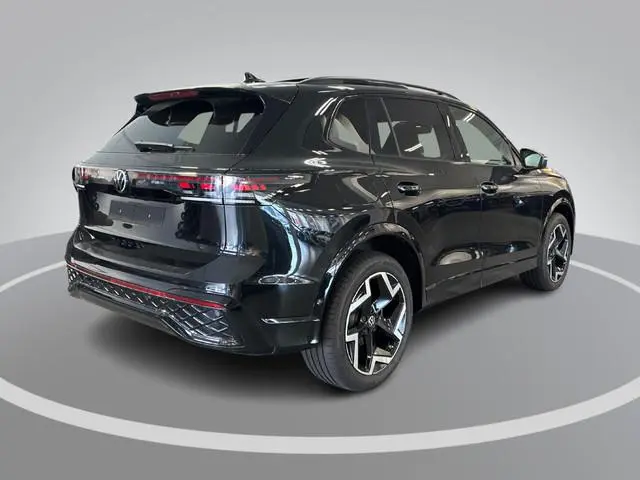 Volkswagen Tiguan 1.5 eHybrid 204pk DSG R-Line Edition · Panoramadak · 360 Camera · Harman Kardon ·...