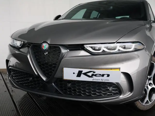 Alfa Romeo Tonale 1.5T Hybrid Veloce  | Adaptive CC | Stoel/stuur verwarming |