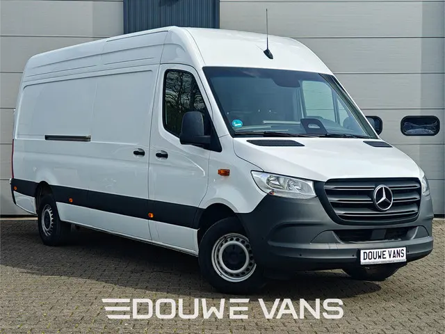 Mercedes-Benz Sprinter L3 H2 Automaat MBUX 10.25 Camera Carplay Trekhaak