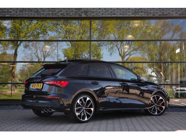 Audi A3 Sportback 2.0 TFSI S3 quattro Edition One , RS-seats, Panoramadak, Bang&Olufsen, HUD, Vol!
