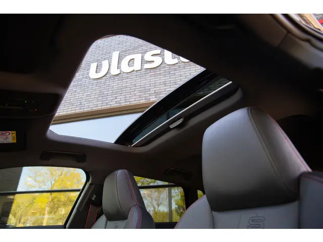 Audi A3 Sportback 2.0 TFSI S3 quattro Edition One , RS-seats, Panoramadak, Bang&Olufsen, HUD, Vol!