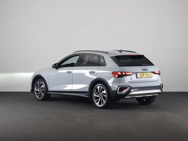 Audi A3 allstreet 35 TFSI Advanced edition 150PK S-tronic | Ambient + | Elektrische verstelbare stoe...