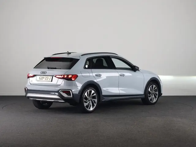 Audi A3 allstreet 35 TFSI Advanced edition 150PK S-tronic | Ambient + | Elektrische verstelbare stoe...