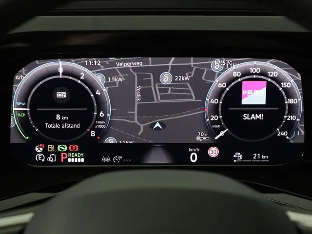 Volkswagen Multivan Bulli Edition 1.5 eHybrid 245 pk L2 | Trekhaak | Stoelverwarming | Voorruitverwa...