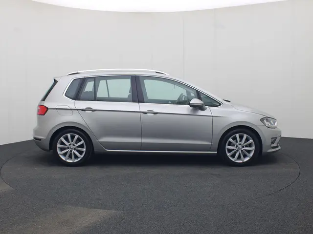 Volkswagen Golf Sportsvan 1.4TSI/125PK DSG Highline · Navigatie · Camera + Parkeersensoren · Stoelve...