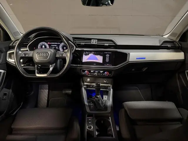Audi Q3 35 TFSI Advanced | Panoramadak | Elektr. trekhaak | Sfeerverlichting | B&O | Camera | Full L...