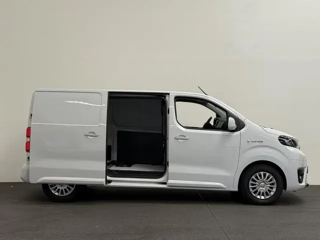 Toyota pro-ace