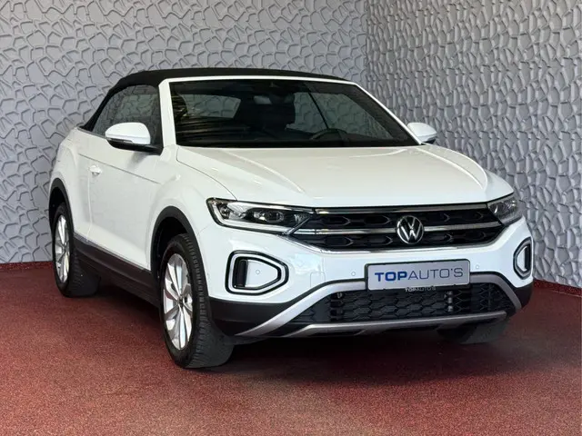 Volkswagen T-Roc Cabrio • TSI • IQ.Led • Stoelverwarming • Virtual Cockpit • CarPlay • Navigatie • A...