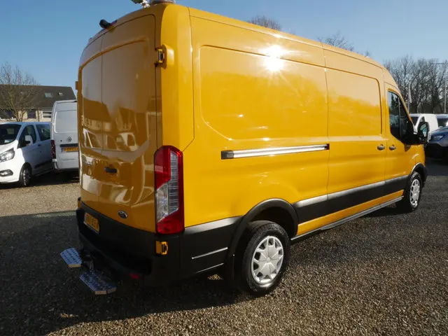 Ford Transit 2.0 TDCI 130PK, L3H2, Airco