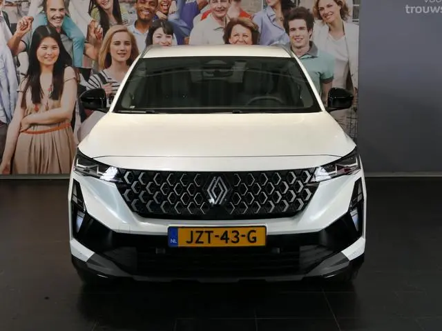 Renault Espace E-Tech full hybrid 200 techno 7p.  - Occasion Lease vanaf €729 p/m - NIEUW! - Rondom...