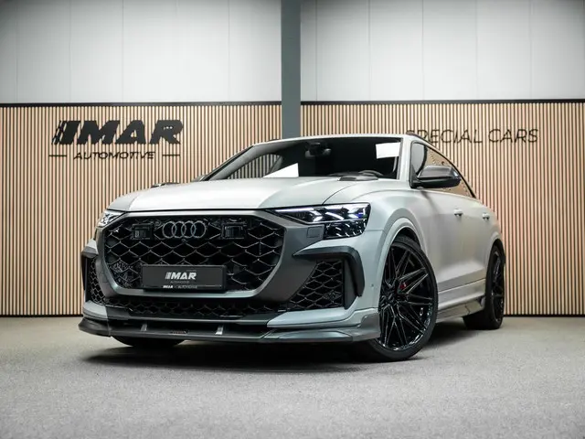 Audi RSQ8 4.0 TFSI quattro Performance | URBAN | Full PPF | Akrapovic | 24'' Vossen | Full Carbon |