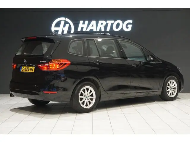 BMW 2-serie Gran Tourer 216i + STOELVERWARMING / NAVIGATIE