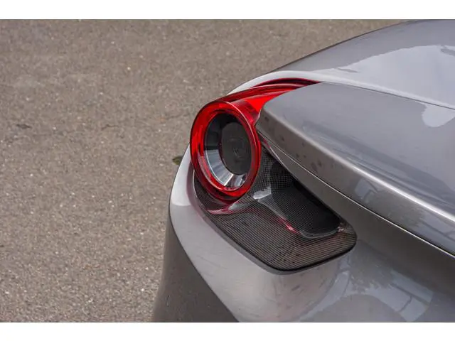 Ferrari 488