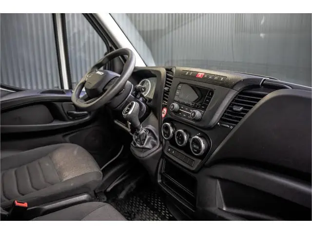 Iveco Daily 35S16 | 160 PK |  L2H2 | Automaat | 3-Zits | Climate | Airco