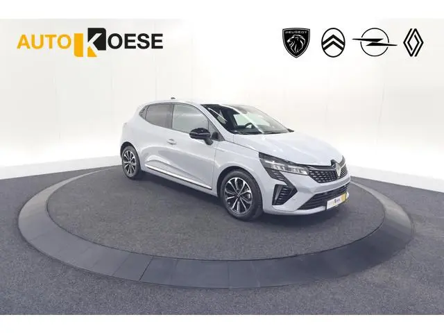 Renault Clio TCe 90 GPF techno | 360 Camera | Adaptieve Cruise Control | 9.3 Inch Groot Scherm