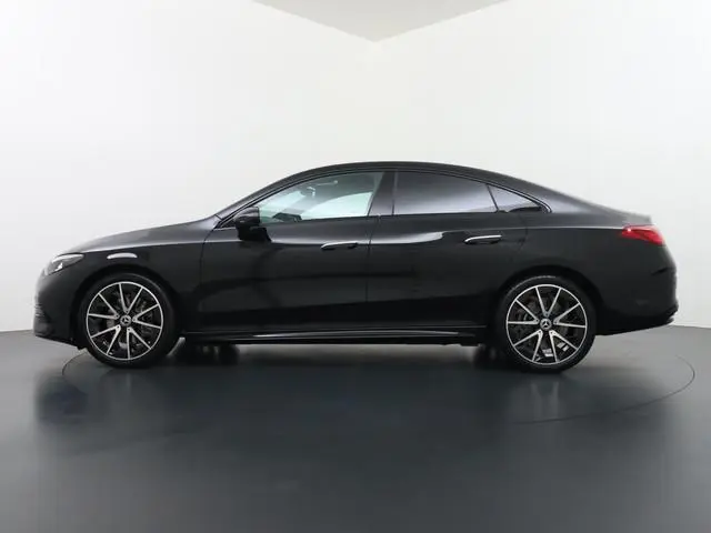 Mercedes-Benz CLA 250+ Launch Edition 85 kWh Accu | Memorystoelen | Warmtepomp | Multibeam Led | Sto...