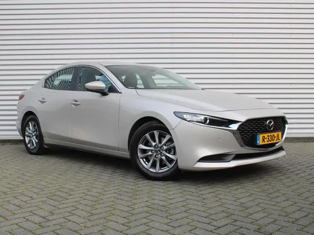 Mazda 3 2.0 e-SkyActiv-G M Hybrid 122PK 6MT Comfort | BTW Auto | Navi | Leder | Keyless | Camera | E...