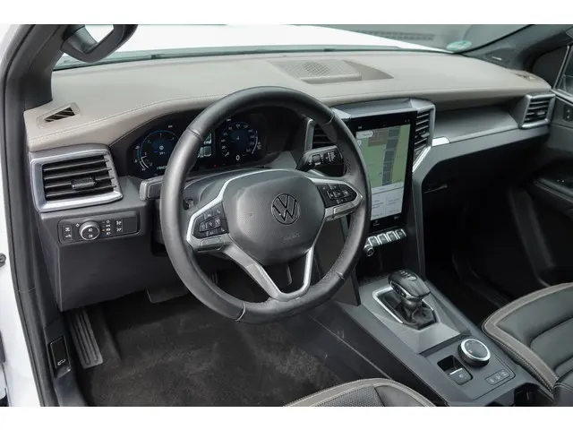 Volkswagen Amarok 3.0Tdi V6 241Pk Aut. | Aventura | 4-Motion | Roll Bar | Harman-Kardon | Trekhaak |...