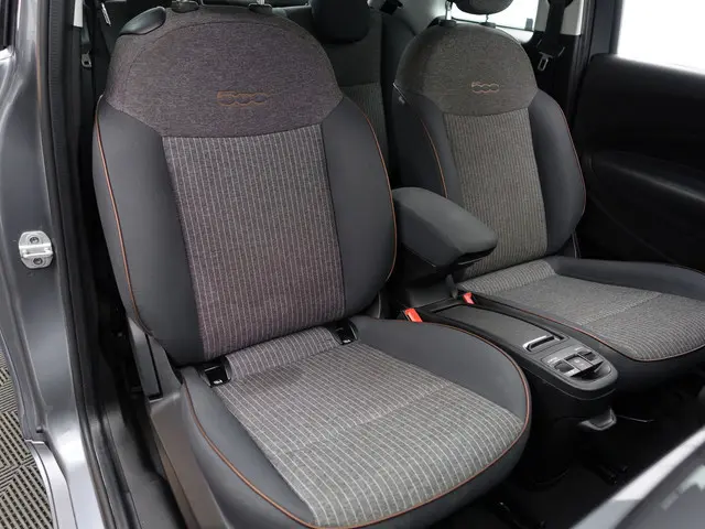 Fiat 500 Icon 42 kWh Aut- SOH 95%, Xenon Led, CarPlay, Android Auto, Camera, Virtual Cockpit