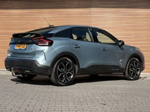 Citroën Ë-C4 Feel 50 kWh Draaghaak / Adapt. Cruise / Navi / Carplay