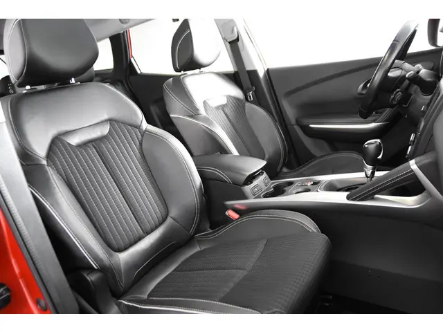 Renault Kadjar 1.2 TCe Bose *Leer*Panoramadak*Trekhaak*