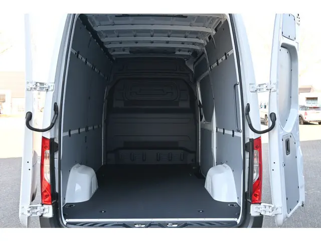 Mercedes-Benz eSprinter