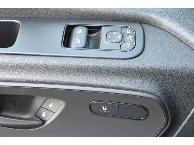 Mercedes-Benz eSprinter