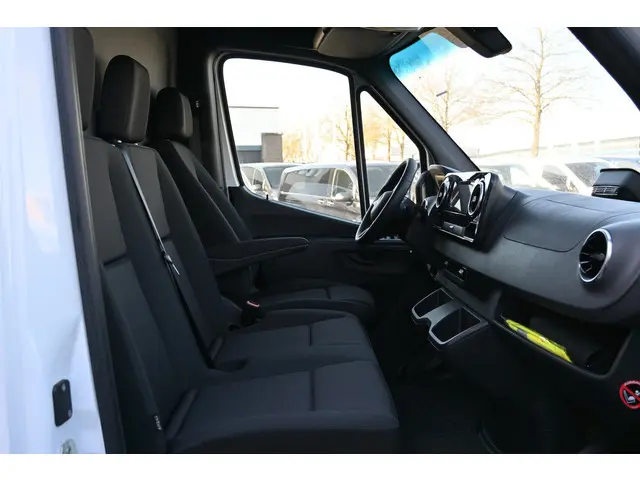 Mercedes-Benz eSprinter