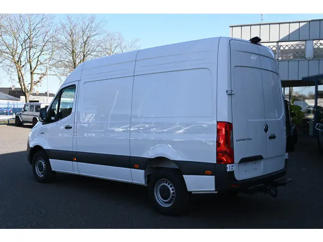 Mercedes-Benz eSprinter