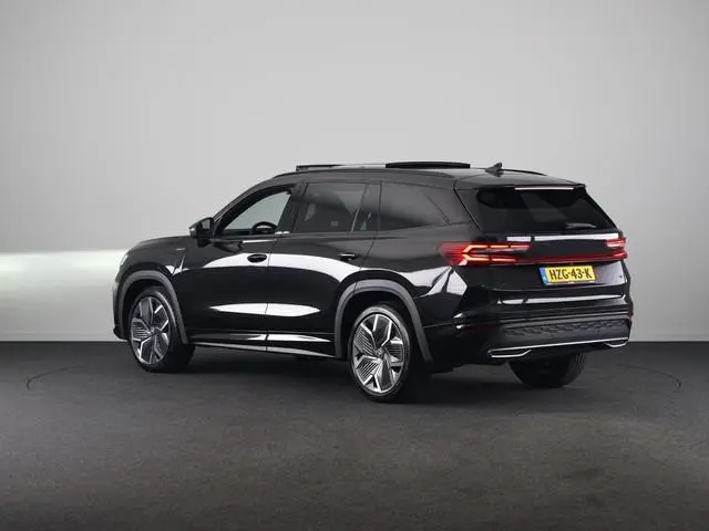 Skoda Kodiaq 1.5 TSI PHEV Sportline Business 204 pk Automaat | Verlengde garantie | Navigatie | Pano...