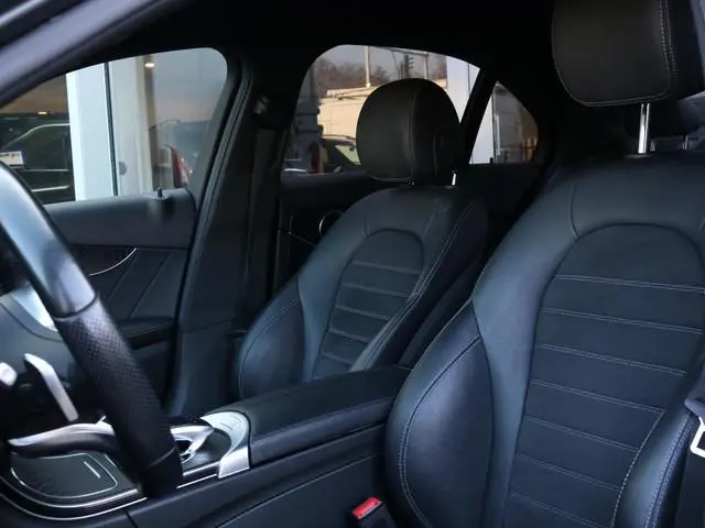 Mercedes-Benz C-klasse 180 AMG Line | Night edition | Apple Carplay