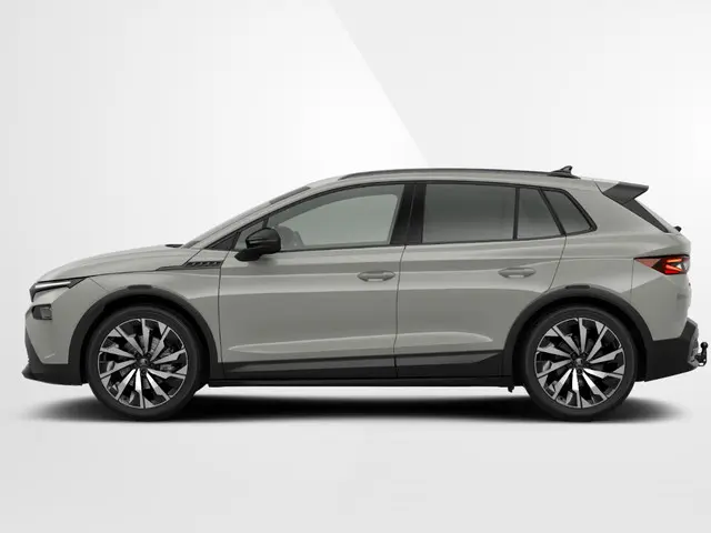 Škoda Elroq 60 Sportline | 21'' Lichtmetalen Velgen | Business Upgrade Clever Pakket | Trekhaak wegk...