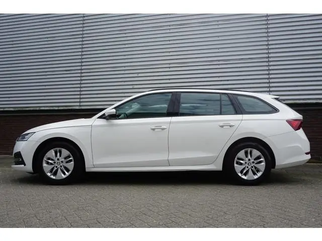 Skoda Octavia Combi 1.0 TSI Business|Dealeronderhouden|Trekhaak|1eEig. Rijklaarprijs!!