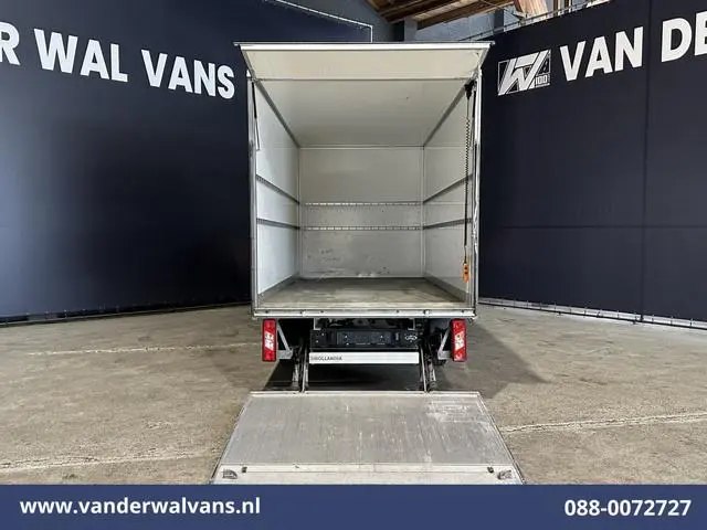 Ford Transit 2.0 TDCI 160pk Bakwagen Laadklep Euro6 Airco | Cruisecontrol | Verwamde voorruit Bijrij...