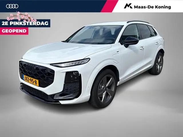 Audi Q3 1.5 200kW e-hybrid 272pk S edition · Camera · Apple/Android Car Play · Stoel & Stuurwiel ver...