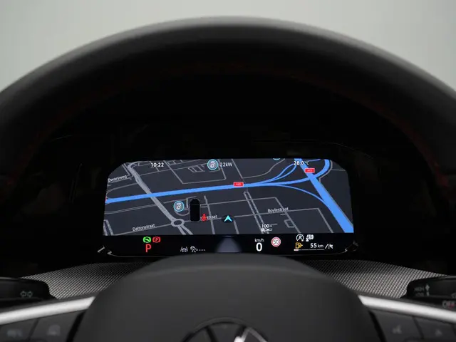 Volkswagen Golf 2.0 TSI 300 pk DSG GTI Clubsport | Panoramadak | Harman/Kardon | Adaptief sportonder...