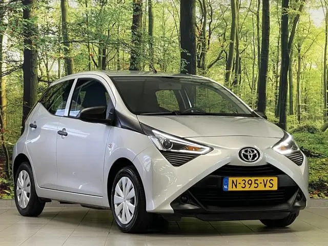 Toyota Aygo 1.0 VVT-i x-fun | Origineel Nederlands | Airconditioning | DAB | Cruise Control | Isofix...