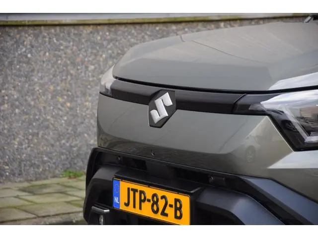 Suzuki e Vitara