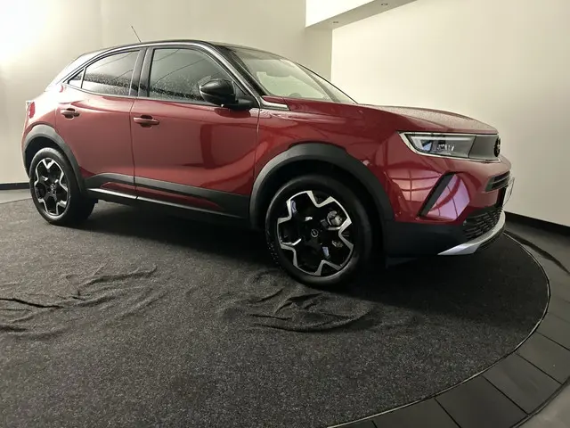 Opel Mokka Electric Ultimate 50 kWh lage kilometerstand, Multimedia Navi Pro | Stoelmassage 