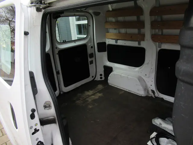 Nissan E-nv200 Optima 24KW accu eigendom, snellader