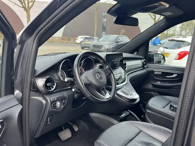 Mercedes-Benz EQV