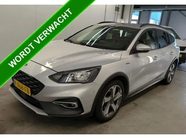 Ford Focus Wagon 1.5  Automaat 150PK Active X Business / Trekhaak / Leder / Standkachel / B&O Radio...