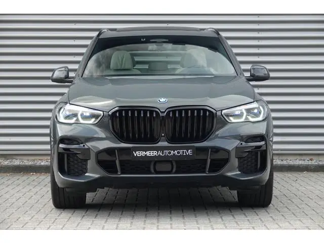 BMW X5 xDrive45e High Executive M-Sport | Pano | Massage | Ventilatie | Trekhaak | Laser | H&K |