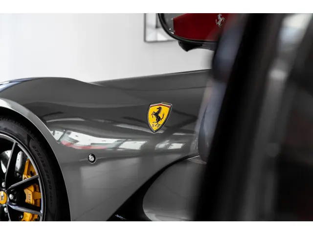 Ferrari 812 GTS