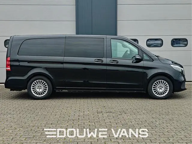 Mercedes-Benz EQV 300 L3 Rolstoelbus MBUX Navigatie