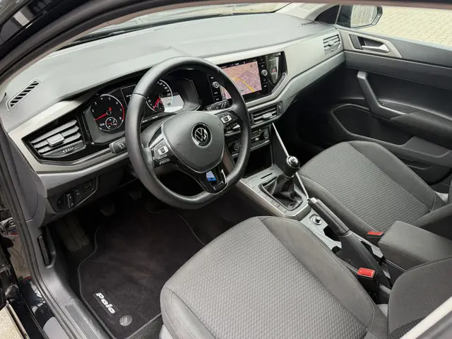 Volkswagen Polo 1.0 TSI *!* HIGHLINE *!* ECC/ NAVI/ CARPLAY/ LMV/ CRUISE *!*