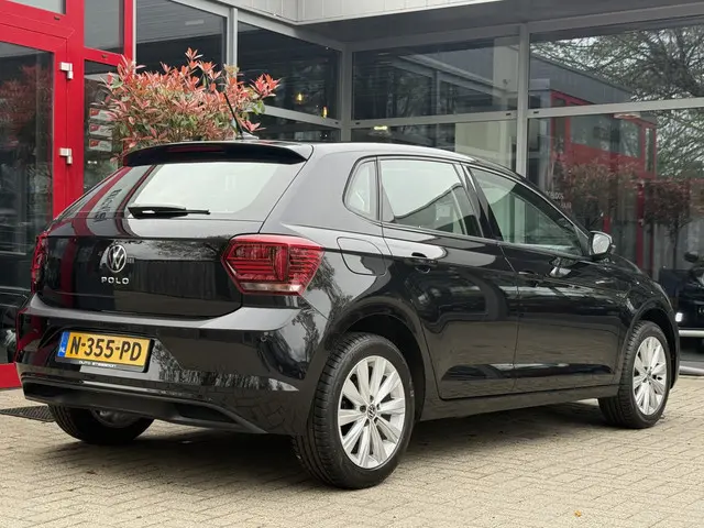 Volkswagen Polo 1.0 TSI *!* HIGHLINE *!* ECC/ NAVI/ CARPLAY/ LMV/ CRUISE *!*