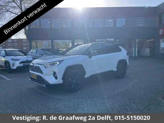 Toyota RAV4 2.5 Hybrid AWD Bi-Tone | 1650 KG trekgewicht | Trekhaak | Parkeersensoren | Apple Carpla...