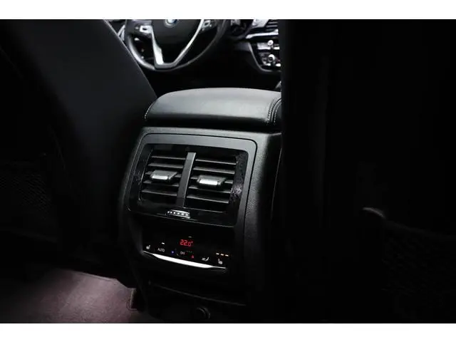BMW X3 xDrive20i High Executive | PANORAMADAK | HARMAN KARDON / XLINE- PACK | ACHTERBANKVERWARMING |...